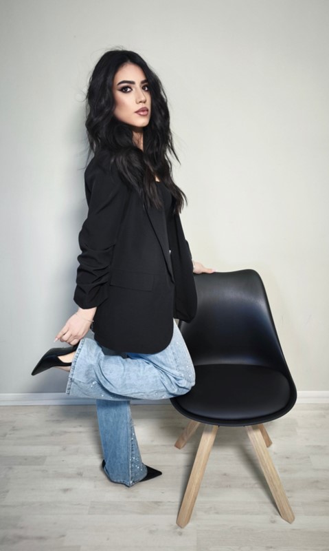 30A2F51EC2C9980197FFA100A13DB2AE_ Blazer manica arricciata