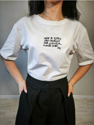 B53ABFB3E75B7B5C00DDBE7F2ECE5DAF_ T-shirt a volte sono io