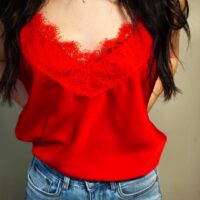 Top raso v pizzo