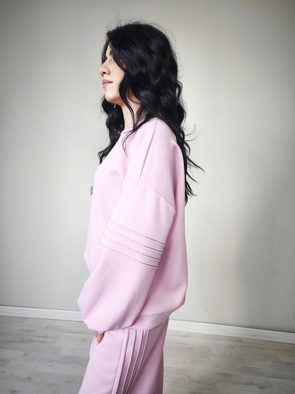 C9FD4DDDB075B9BB76B5E08218163ACF_ Felpa con rilievo oro