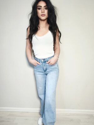 D2D7535538153083A2B2B7B17FD30193_ Top merletto