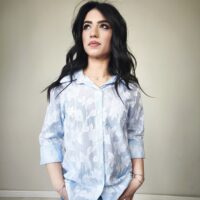 Camicia con foglie in rilievo