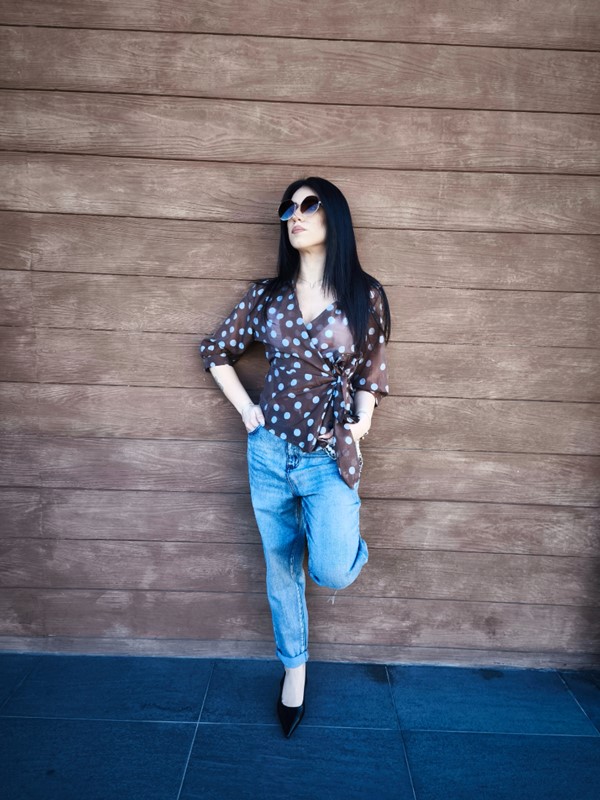 2D69EC6E2C0131462810BE9C0A375EDB_ Jeans mom elastico