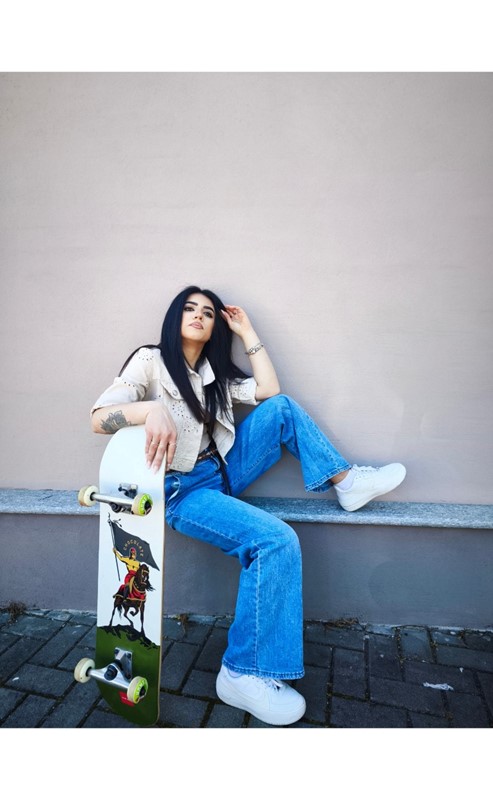 Giacca crop traforata