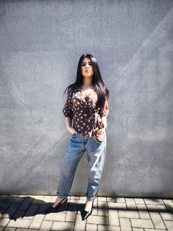 872F06DA32ED97E372C3DA288513A9EB_ Jeans mom elastico