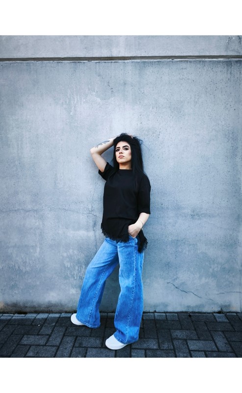 9095C083DA9333AD5BD9EEC2F72E9A31_ Maglia mm bordo pizzo