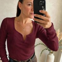Maglia scollo v