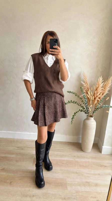 Gonnellina pence