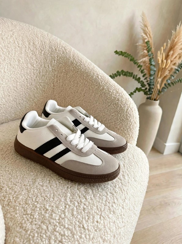 Sneaker bande