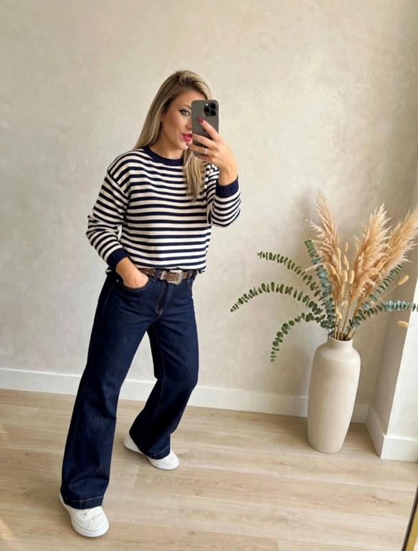 Jeans scuro zampa