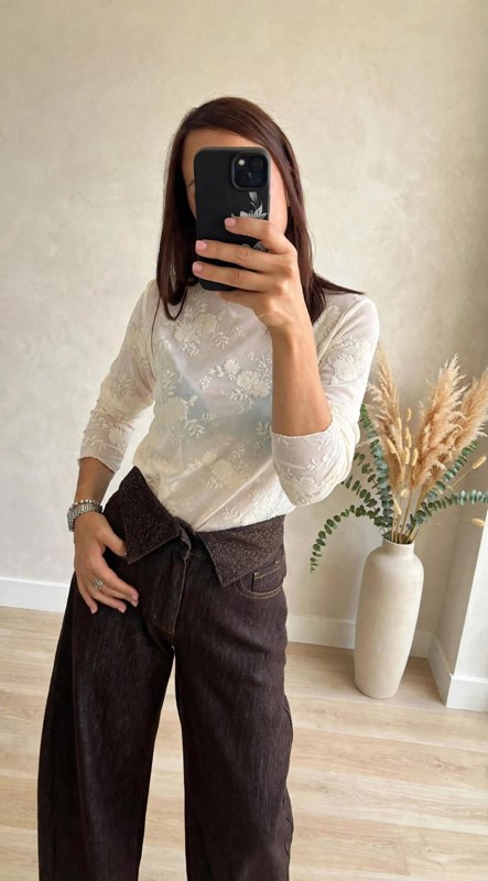 F4F5E8BD5523946F43524D1D2FE63493_ Maglia trasparente fiore
