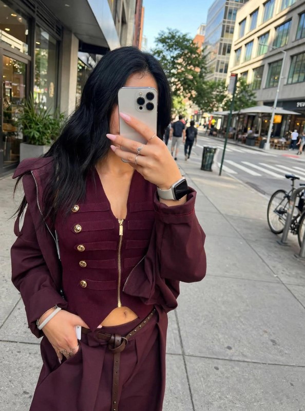 Gilet zip e bottoni dorati