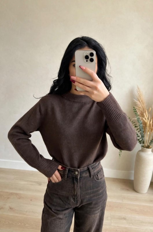 Maglia collo lupetto