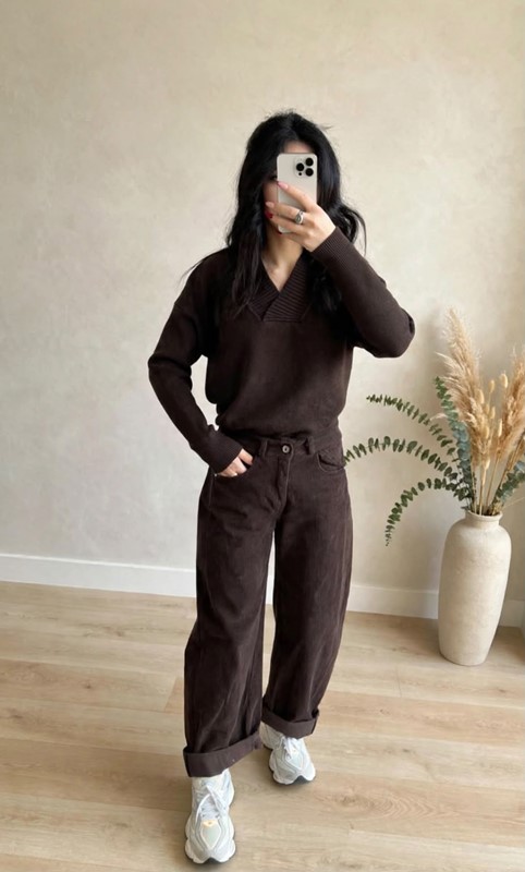 4BE1AF02AF5FE470BA2EE382BFF1D638_ Pantalone velluto
