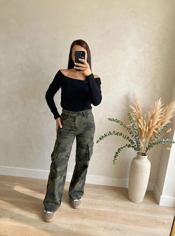 C7A12374824110D2F1F066C8BBA54E47_ Jeans cargo mimetico