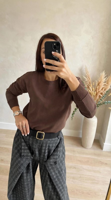 Maglia girocollo bordo costine